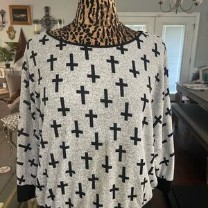 Elegant Women's Sweater with Cross Pattern